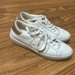 Tory Burch T Logo White Leather Sneaker SZ 6.5